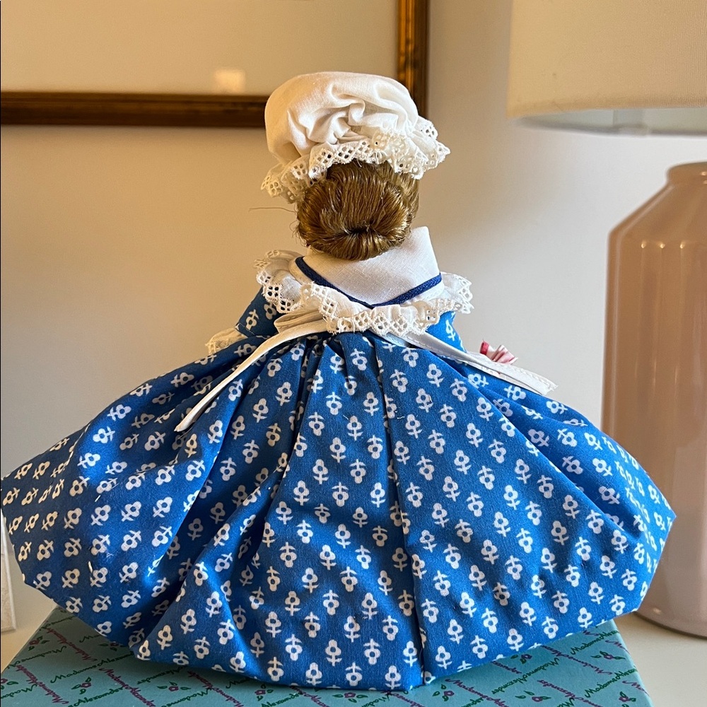 Vintage Madame Alexander Betsy Ross Doll 0731 - Picture 4 of 7